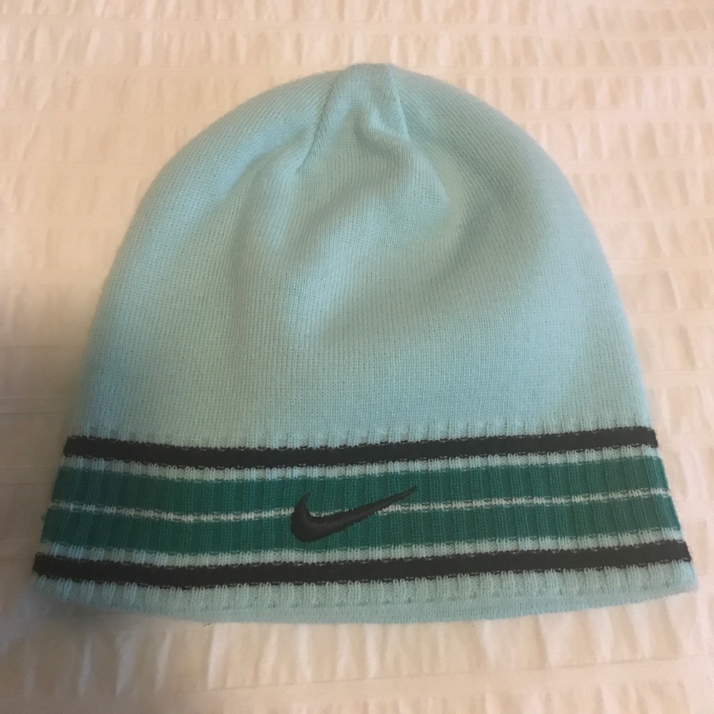 REVERSIBLE Nike beanie